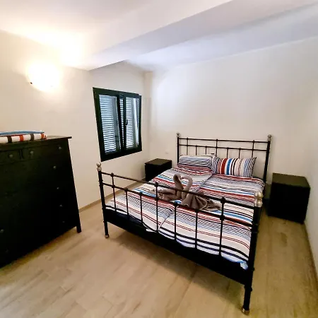 Apartamento Casa Aguamarin Playa Roca Costa Teguise